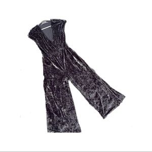 Velvet romper excellent conditions